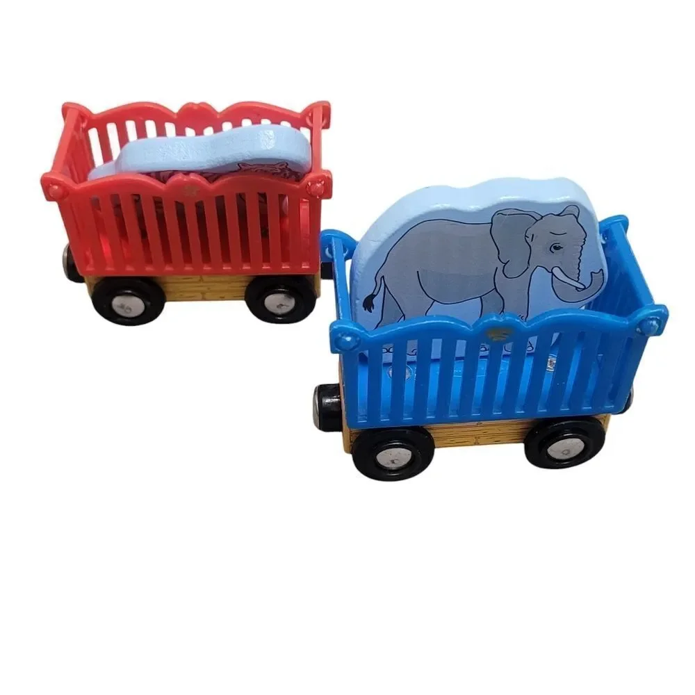 Melissa & Doug wood magnetic train set